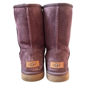 UGG Maroon boots (Women’s Size 8)